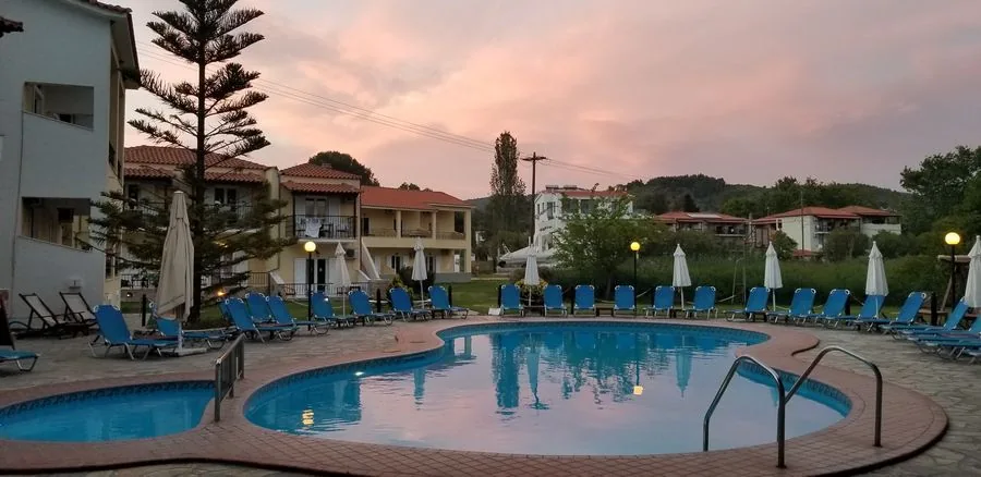 Evening light over the Edem swimming pool